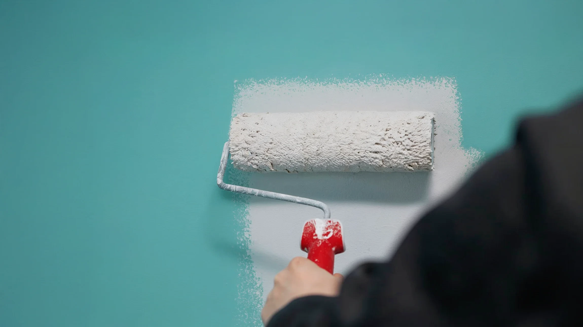 Peinture de murs de couleur blanche